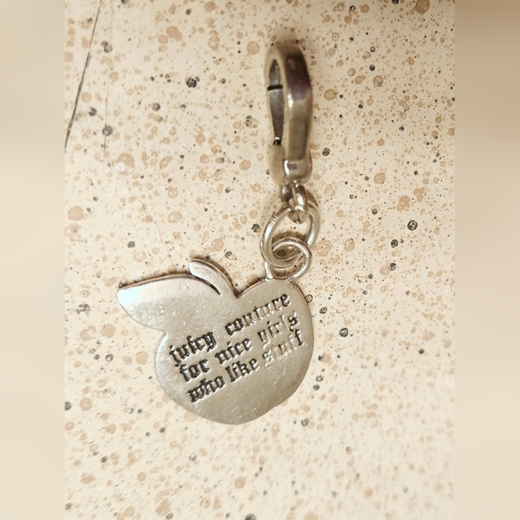 RARE Juicy Couture Fairytale Red Enchanted Apple Charm Forbidden Fruit Adam Eve - Picture 6 of 13